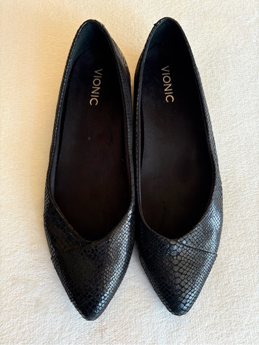Vionic Caballo Black Snakeskin Pointed-Toe Ballet Flats With Orthotic Support